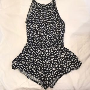 Brandy Melville romper- flower pattern